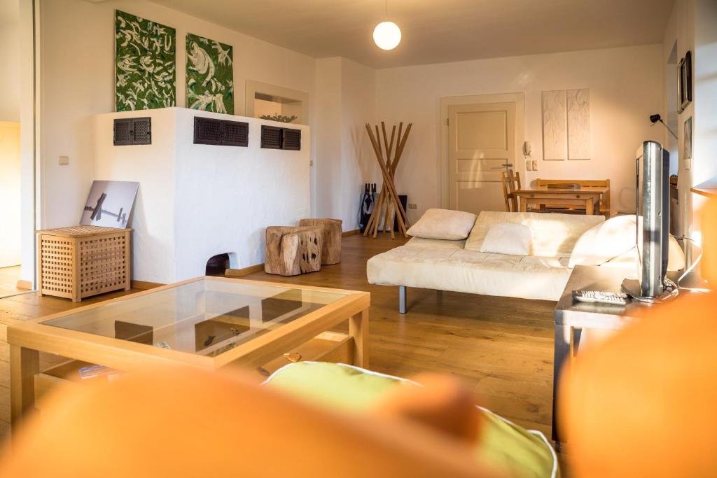 Ferienwohnung Altes Schulhaus Greising 23 Greising, 94469 Deggendorf