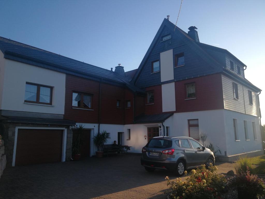 Ferienwohnung am Aschberg 48 Staffelweg, 08248 Klingenthal