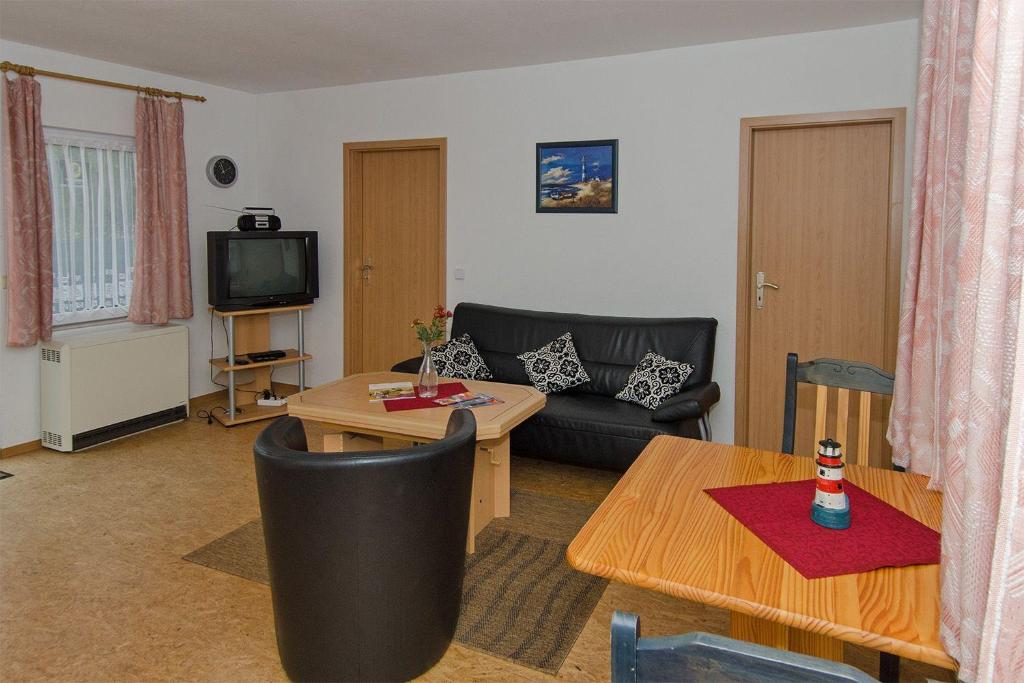 Appartement Ferienwohnung am Berg (2 Erw. & 2 Kinder bis14 Jahre) Am Berg 2 18528 Groß Banzelvitz