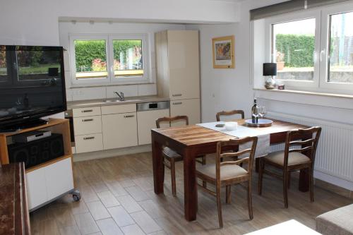 Ferienwohnung Am Eifelsteig, Golbach