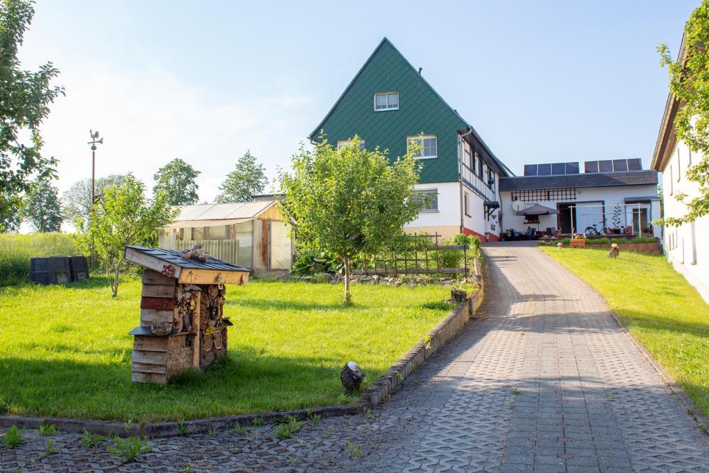 Ferienwohnung am Kugelbaum 33 Schlaisdorfer Straße, 09328 Lunzenau