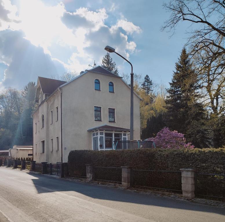 Ferienwohnung am Rabenauer Grund 3 Somsdorfer Straße Erdgeschoss, 01705 Freital