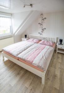 Appartement Ferienwohnung am Starenkasten 5 Am Starenkasten Ferienwohnung im Obergeschoss 26524 Berumbur Basse-Saxe