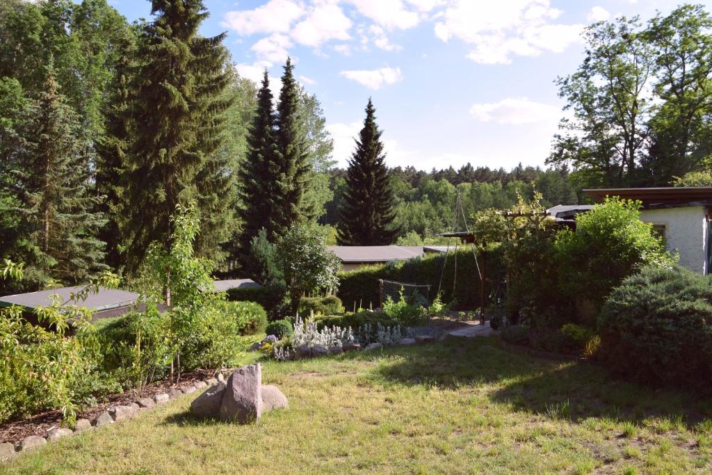 Ferienwohnung am Wald 11 Lanker Straße, 16359 Biesenthal