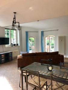 Ferienwohnung am Wasser Villa Graf von Pfeil