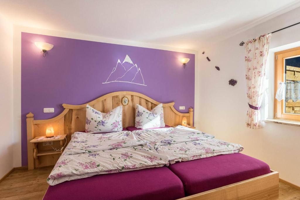 Ferienwohnung Amethyst Schwibbacherweg 2, 82481 Mittenwald