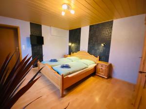 Ferienwohnung An den Erlewiesen, 3SZ, 85qm, Kamin