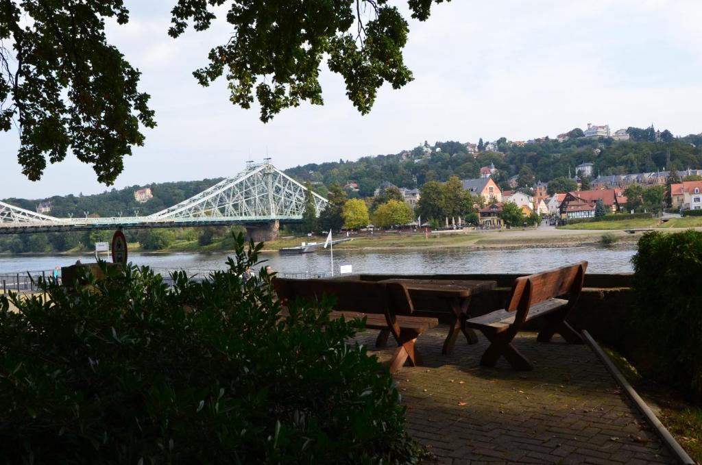 Ferienwohnung an der Elbe Fuchsstraße 1, 01277 Dresde