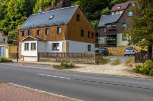 Appartement Ferienwohnung an der Habe 77 Elbufer 01814 Bad Schandau Saxe