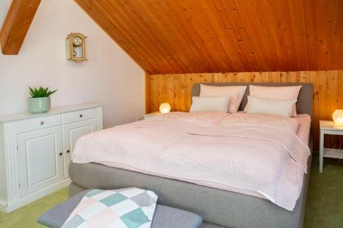 Ferienwohnung Anemone mit Bergblick