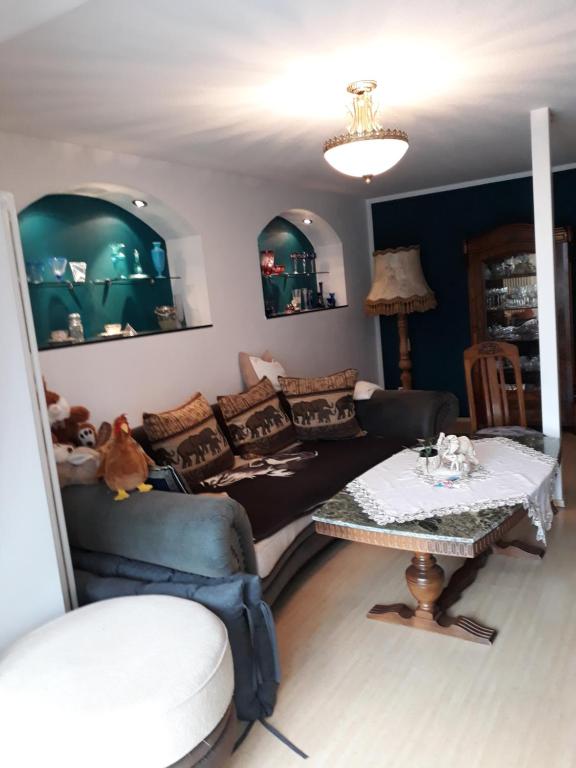 Ferienwohnung Antik 17 Galbergweg, 99867 Gotha