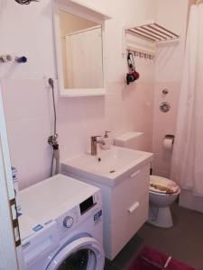 Ferienwohnung - Apartment mit Balkon in Halle-Saale, Trotha
