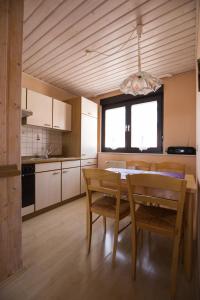 Appartement Ferienwohnung Arnold Langgasse 3, Burkardroth / Gefäll 97705 Burkardroth Bavière