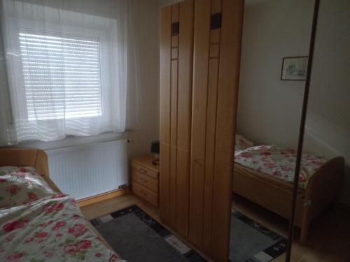 Appartement Ferienwohnung Arzberg 2 Weißensteinstraße 8 95659 Arzberg Bavière