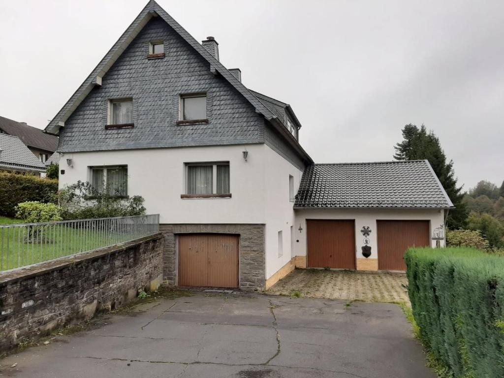 Appartement Ferienwohnung auf Alzen Alzerstrasse 10 52156 Alzen