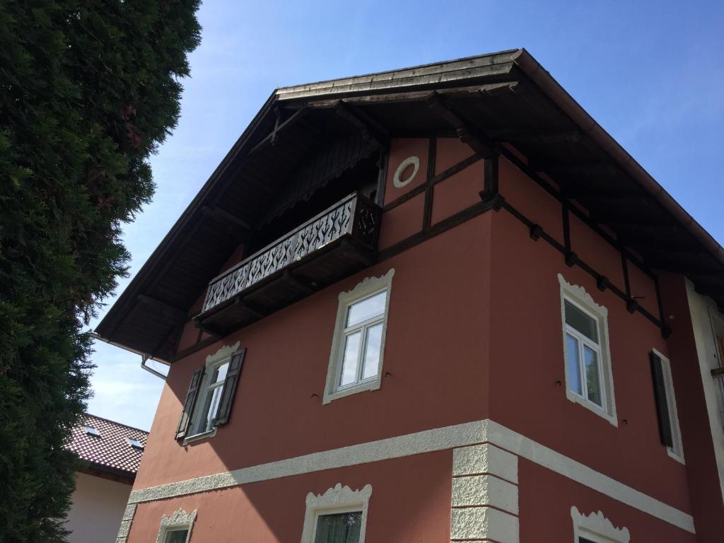 Appartement Ferienwohnung Aurora Mittenwalder Straße 18 82467 Garmisch-Partenkirchen