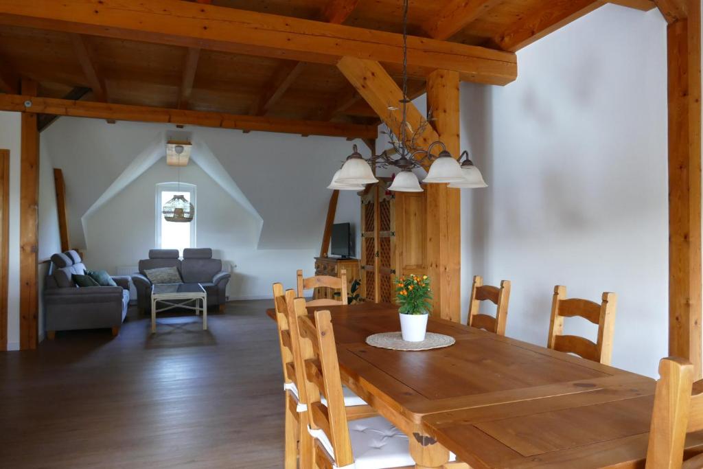 Ferienwohnung Bahnsteig 1 3 Rathenaustraße, 06484 Quedlinbourg