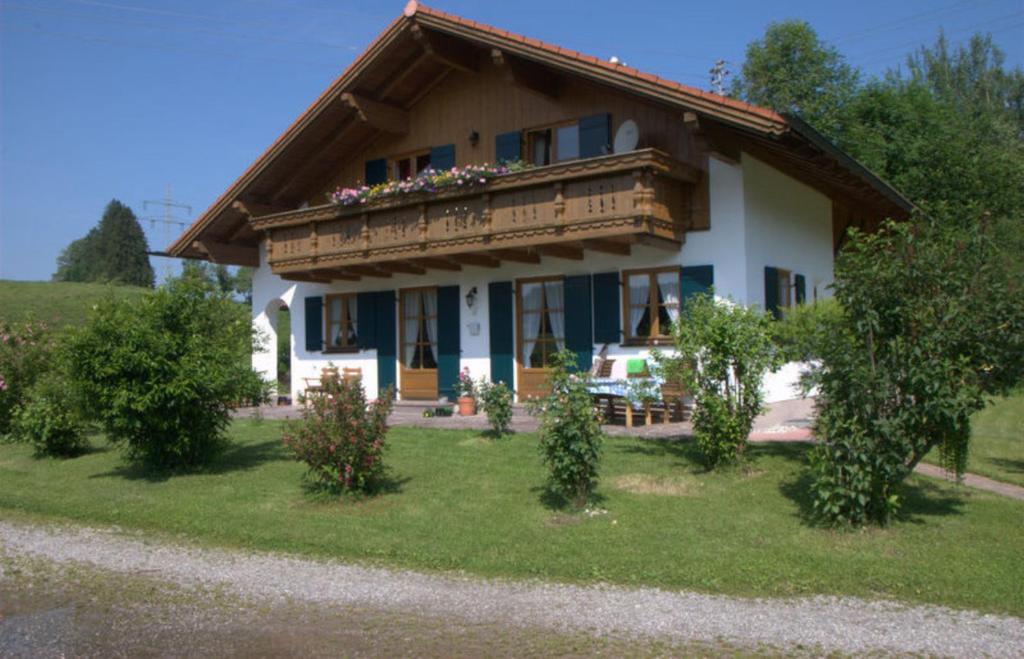 Appartement Ferienwohnung, Bauernhof mit Angel- und Badesee, Roßhaupten, Allgäu Sameister 11 87672 Roßhaupten