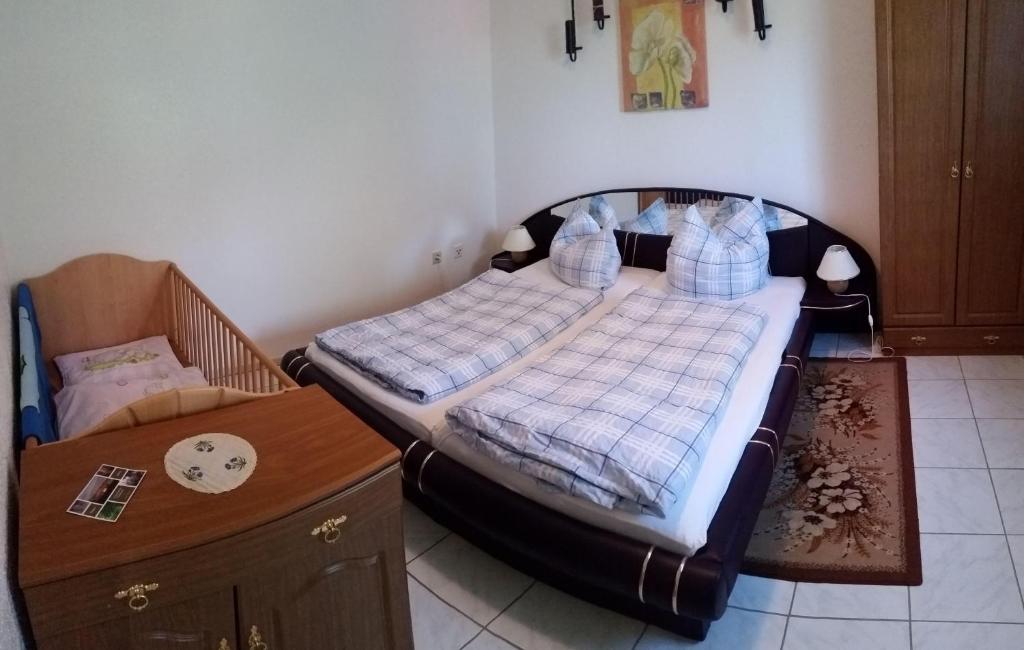 Ferienwohnung-Bluetenzauber-bis-4-Personen Puddemin 5, 18574 Puddemin