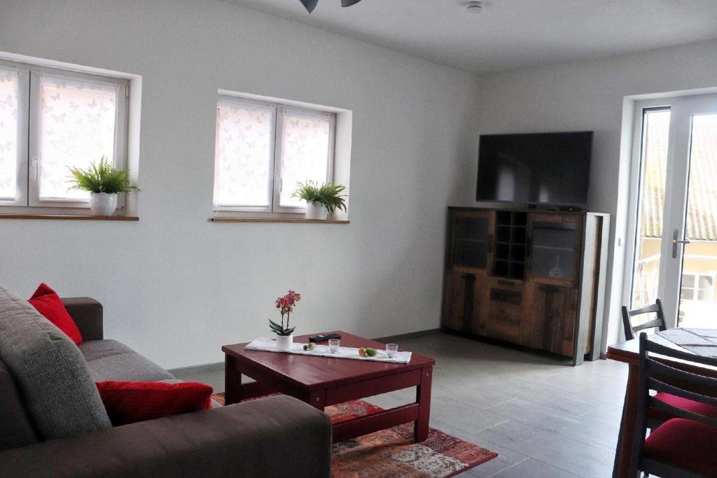 Ferienwohnung Blumenwiese - MOHNBLUME Königstraße 23, 97957 Großrinderfeld