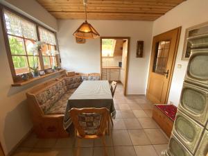 Appartement Ferienwohnung Böllatblick 13 Bitzestraße 72336 Balingen Bade-Wurtemberg