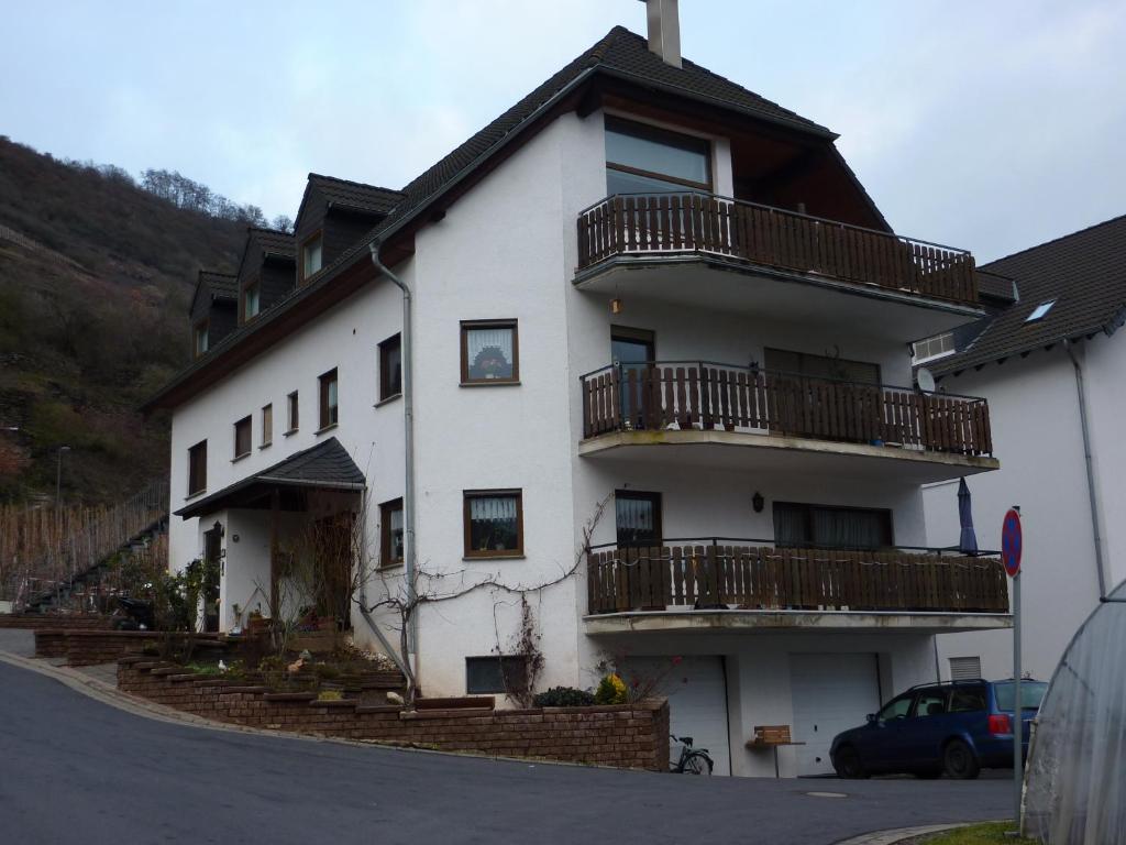 Appartement Ferienwohnung Burg Eltz Burg Eltz Weg 9 56253 Treis-Karden