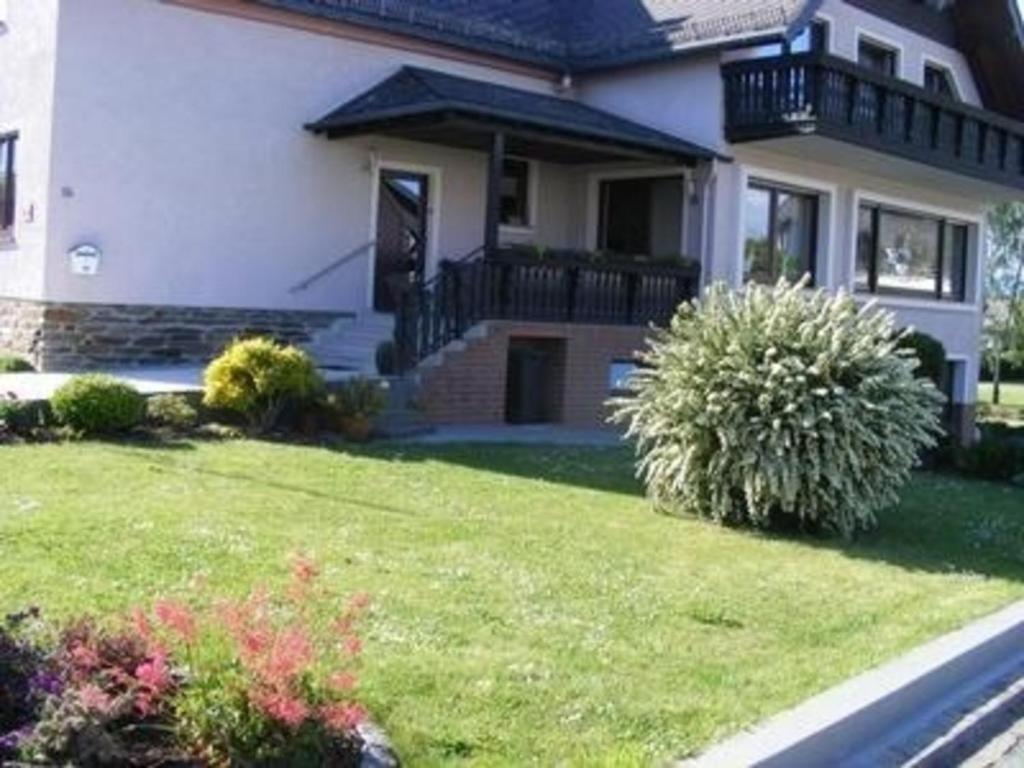 Appartement Ferienwohnung Decker im Winzerort Urbar Lindenwasem 16 55430 Urbar