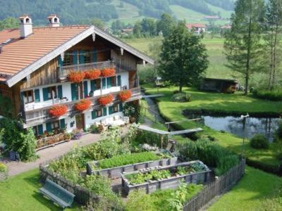 Appartement Ferienwohnung Diechtler Am Bäckerweiher 18 83324 Ruhpolding