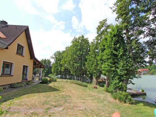 Ferienwohnung direkt am See Feldbe