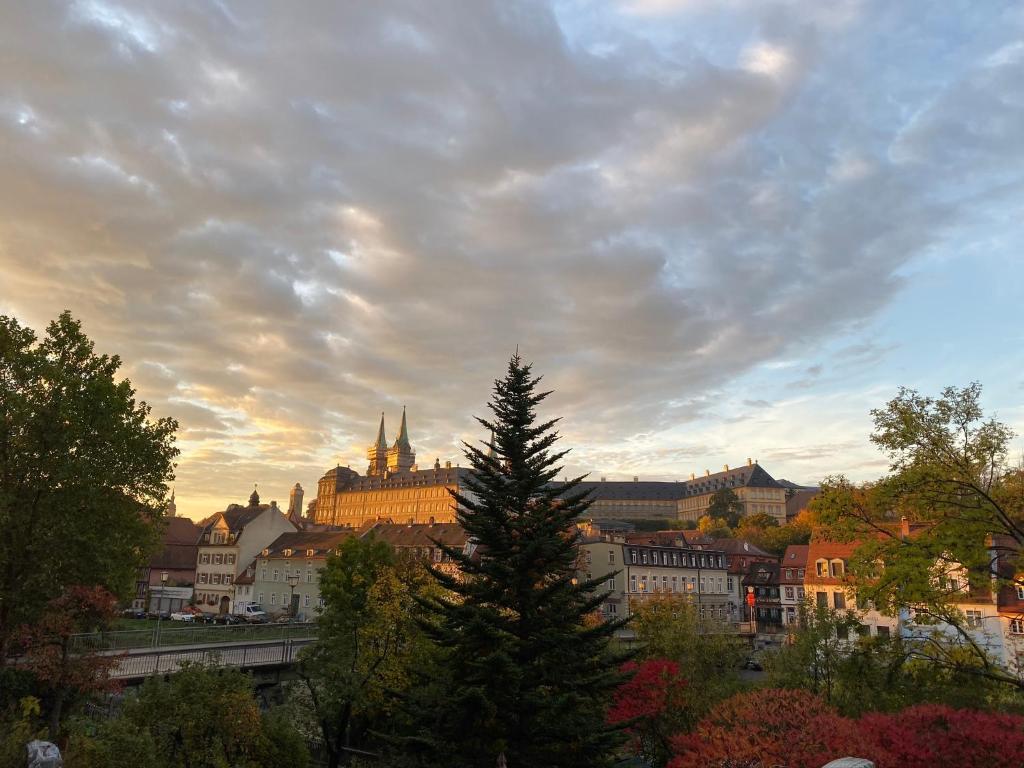 Ferienwohnung Dom- u. Regnitzblick Schiffbauplatz 2b 3, 96047 Bamberg