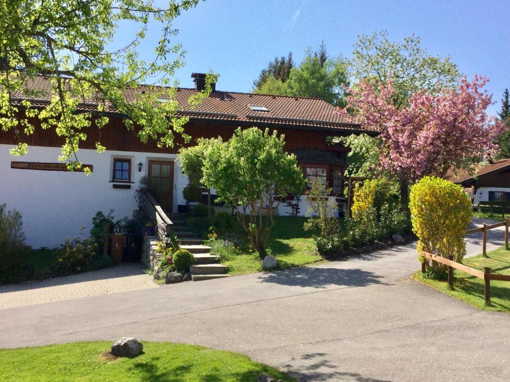 Ferienwohnung Doris Strodl 7 Zwölferkopfweg, 87629 Füssen