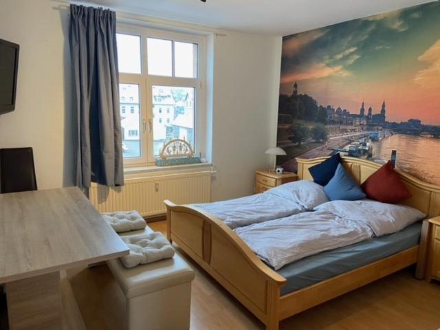 Appartement Ferienwohnung Dresden 6 Lutherstraße 1. Obergeschoss links 08297 Zwönitz