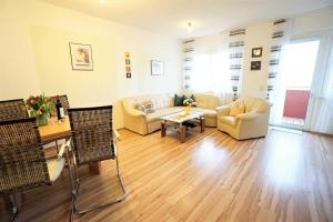 Ferienwohnung Duenenweg _ Radermac