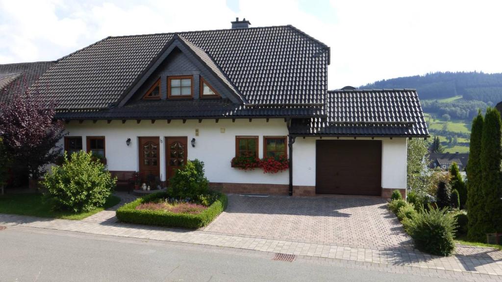 Ferienwohnung Dunja Hinter der Hardt 13, 59955 Winterberg