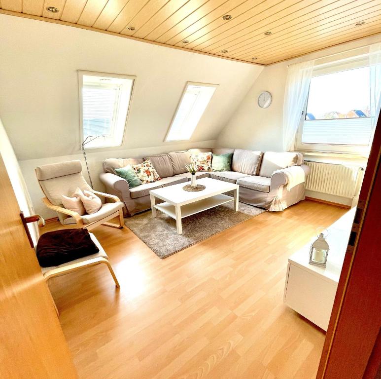 Ferienwohnung-Dwarsloeper-Haus-Suenn-Eck Ringstraße 21, 23769 Landkirchen