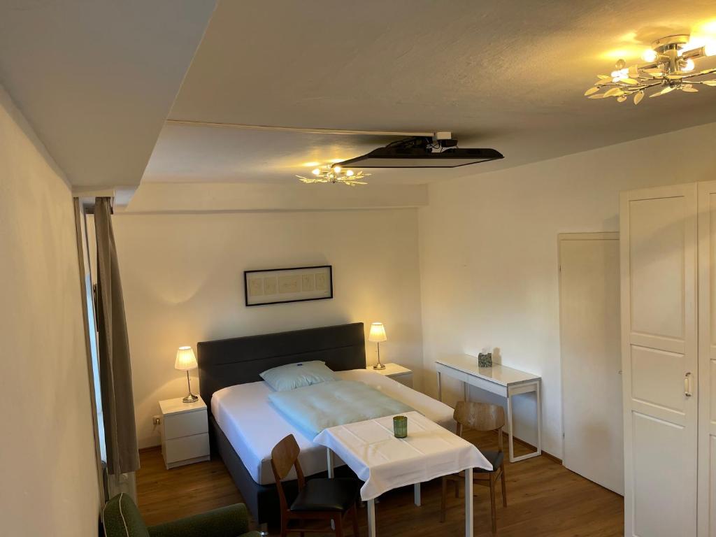 Ferienwohnung Einzimmerappartement 8 Aumühlweg, 83395 Freilassing