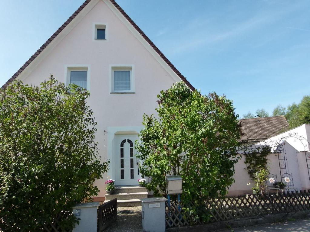 Ferienwohnung Elfenbrücke Ballstadter Straße 29, 91611 Lehrberg