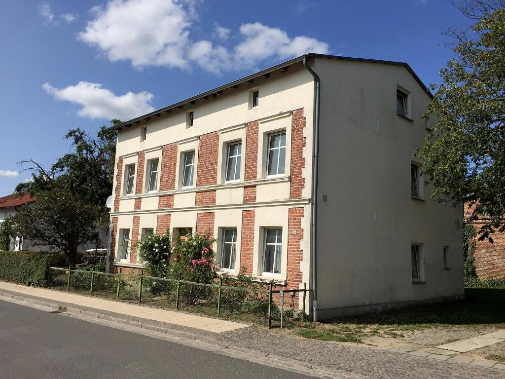 Appartement Ferienwohnung Elly 3 Bergener Straße 18573 Altefähr