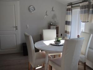 Appartement Ferienwohnung-England Elisabeth-Sophien-Koog 8 25845 Nordstrand Schleswig-Holstein