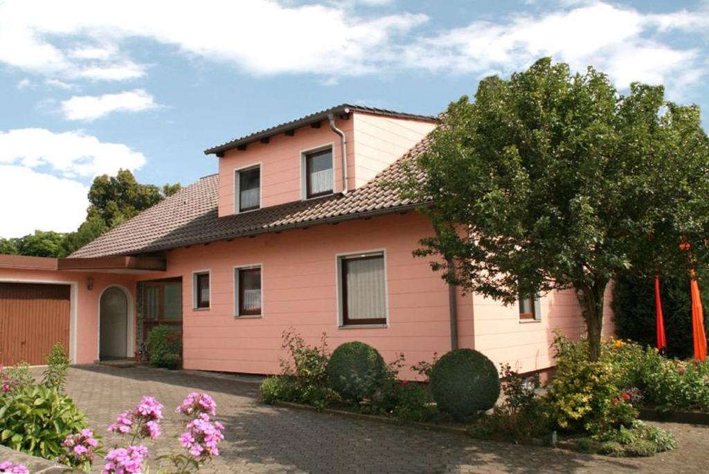 Appartement Ferienwohnung Erlebnisgarten Franz-Xaver-Hieber-Str. 7 89362 Offingen