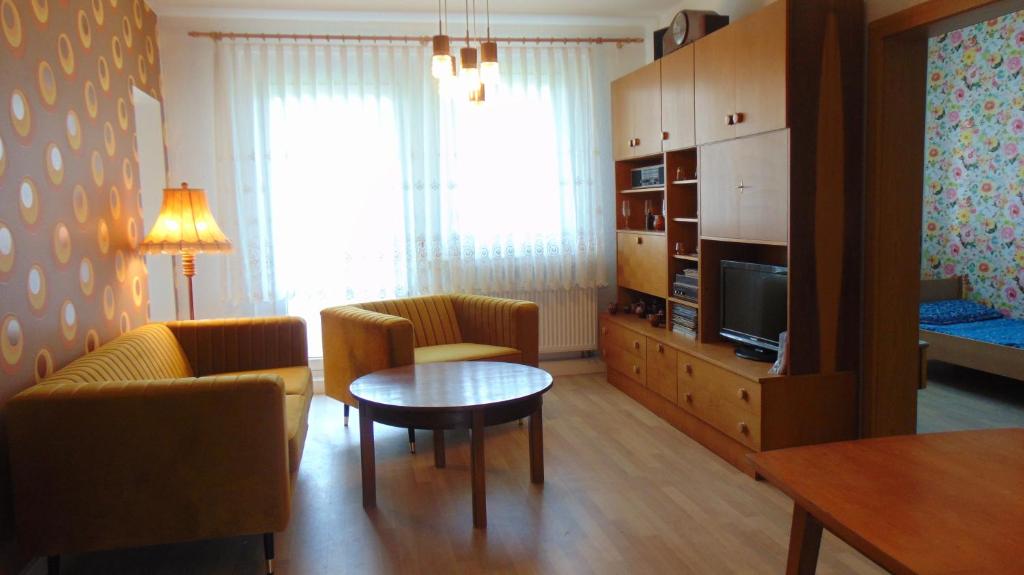 Appartement Ferienwohnung Ernst 10 10 Ernst-Thälmann-Straße 09423 Gelenau