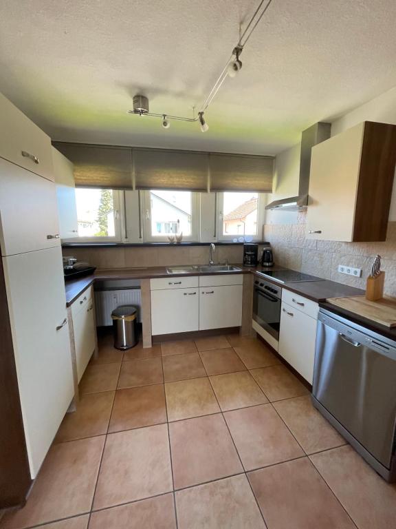 Ferienwohnung Esmeralda Im Herrnweiher 13 1. OG, 55276 Oppenheim