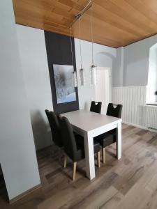 Appartement Ferienwohnung Familie Kowarik Breite Gasse 4 09484 Kurort Oberwiesenthal Saxe