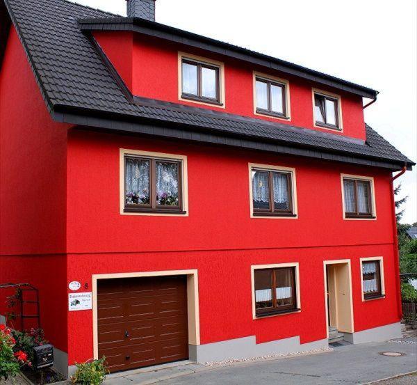 Ferienwohnung-Familie-Sprunk Dorfgasse 8, 09518 Großrückerswalde