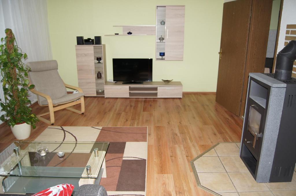 Appartement Ferienwohnung Feldberger Seenlandschaft 29 Neuhofer Straße 17258 Neuhof