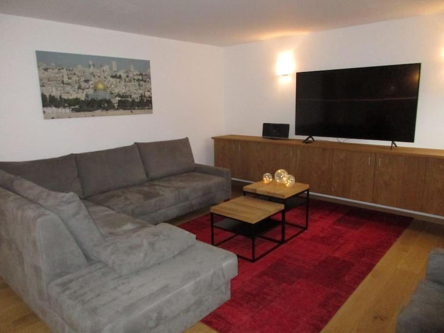 Ferienwohnung Felix mit Tiefgaragenstellplatz 32 Dreitorspitzstraße, 82467 Garmisch-Partenkirchen