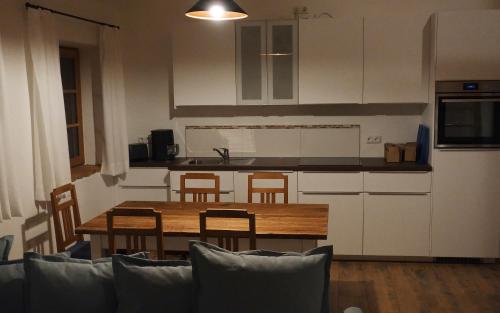 Appartement Appartement - Ferienwohnung - FeWo Obernkammer Tegernauer Straße 26 Hirschbichl Emmering