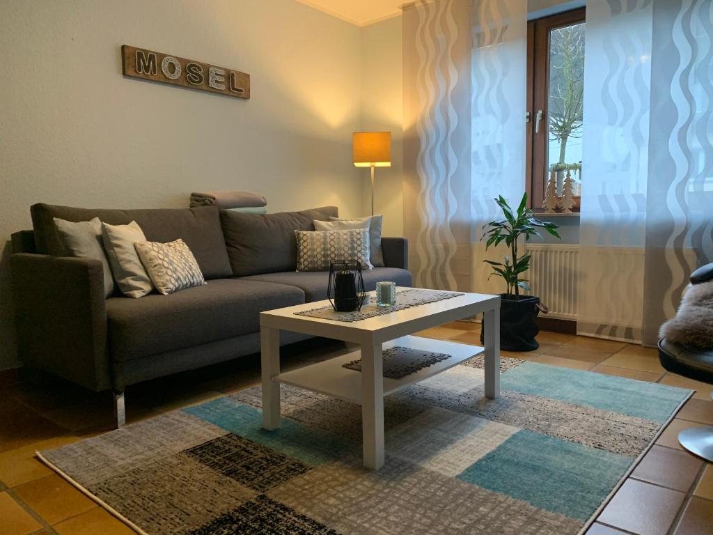 Appartement Ferienwohnung Frevel 1 Im Bachtal 56829 Pommern