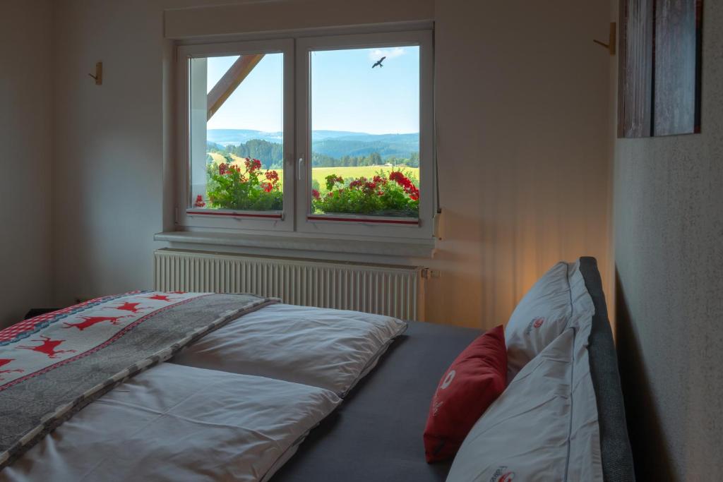 Ferienwohnung FUCHSBAU im EG des Ferienhauses Falkenhöhe 1E Schulweg Ferienwohnung Erdgeschoß -Fuchsbau-, 98744 Meuselbach-Schwarzmühle