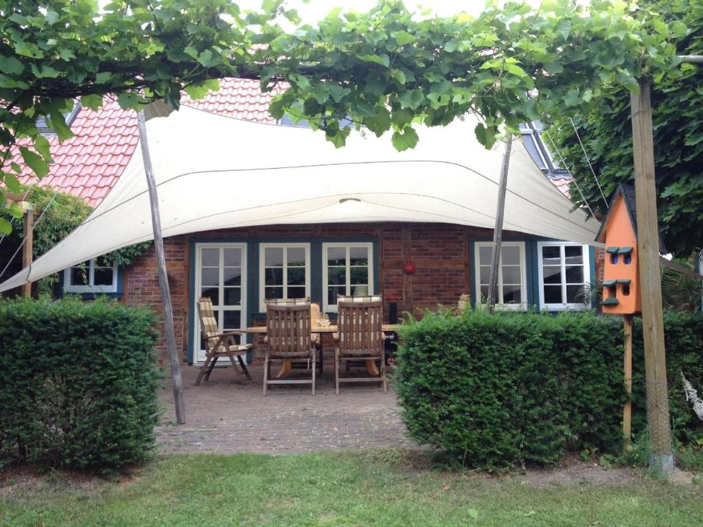 Ferienwohnung für 4 Personen ca 46 m in Dömitz, Mecklenburg-Vorpommern Landkreis Ludwigslust-Parchim An d. Tongrube 1, 19303 Dömitz